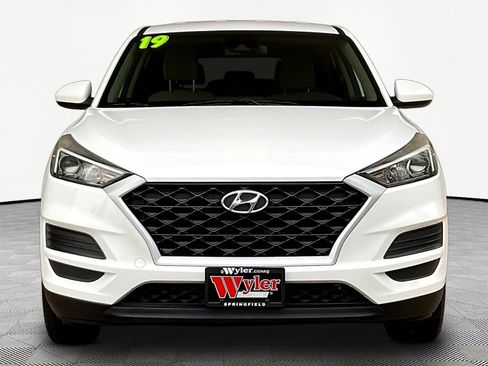 Used 2019 Hyundai Tucson SE FWD image 2