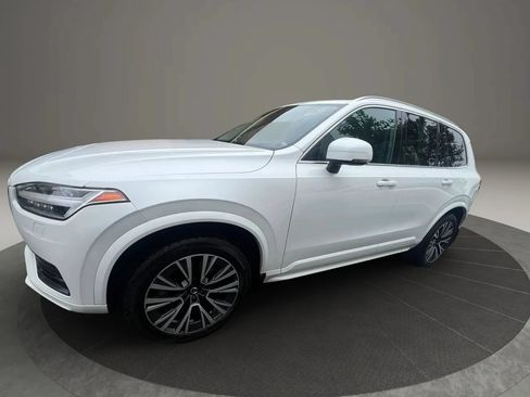Used 2020 Volvo XC90 T6 Momentum w/ Protection Package Premier AWD/4WD image 8