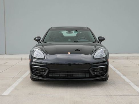 Used 2022 Porsche Panamera Platinum Edition RWD image 3