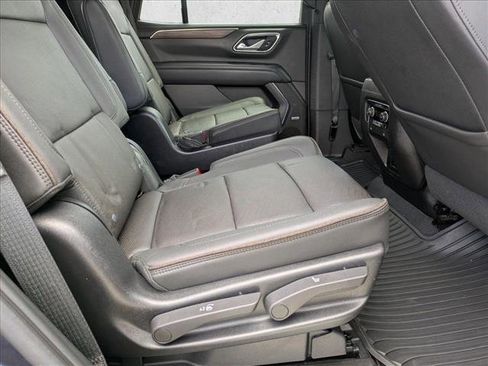 Used 2022 Chevrolet Tahoe High Country AWD/4WD image 18