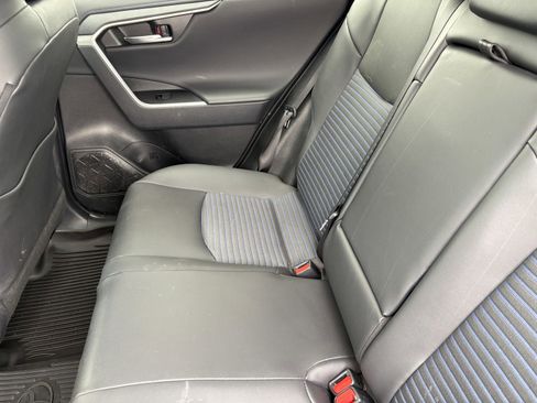 Used 2025 Toyota RAV4 XSE w/ Advanced Technology Package AWD/4WD image 13