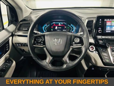Used 2023 Honda Odyssey Elite image 4