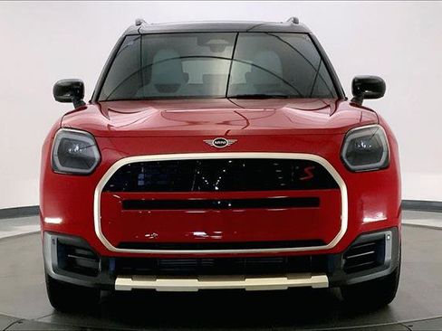 Certified 2025 MINI Cooper Countryman S image 2
