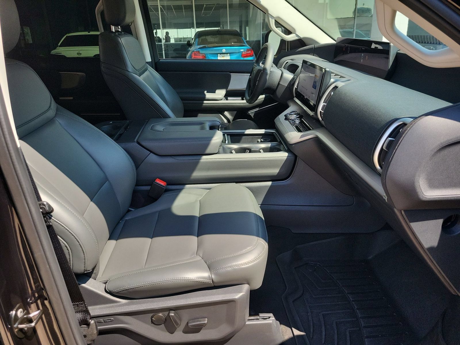 Used 2026 Ford Expedition Active AWD/4WD image 26