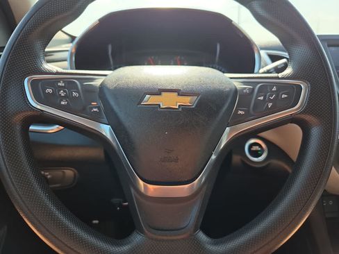 Used 2020 Chevrolet Equinox LS FWD image 22
