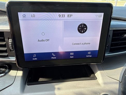 Used 2023 Ford Explorer XLT w/ Equipment Group 202A RWD image 25