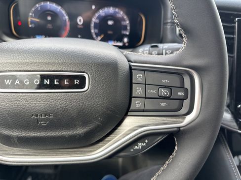 New 2024 Jeep Wagoneer Series III w/ Rear Seat Video Group 1 image 30