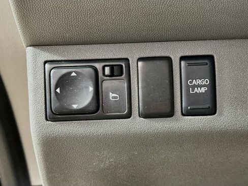 Used 2017 Nissan Frontier SV RWD image 12