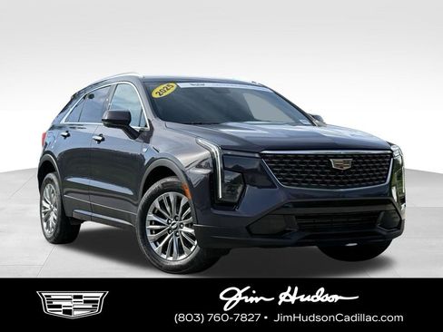 Certified 2025 Cadillac XT4 Premium Luxury FWD image 1
