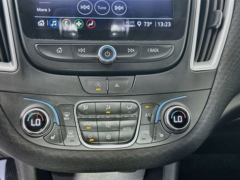 Used 2023 Chevrolet Malibu LT FWD image 15