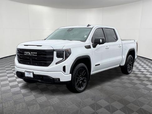 Used 2025 GMC Sierra 1500 Elevation w/ Elevation Premium Package image 3