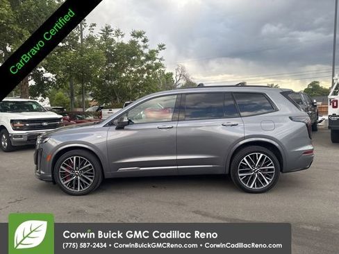 Used 2022 Cadillac XT6 Sport w/ Technology Package AWD/4WD image 4
