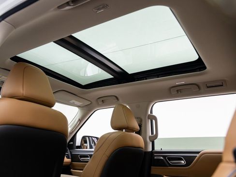 New 2026 INFINITI QX80 Luxe w/ Cargo Package image 19