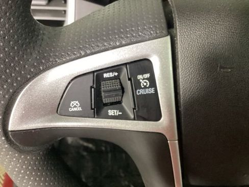 Used 2017 Chevrolet Equinox LT image 24