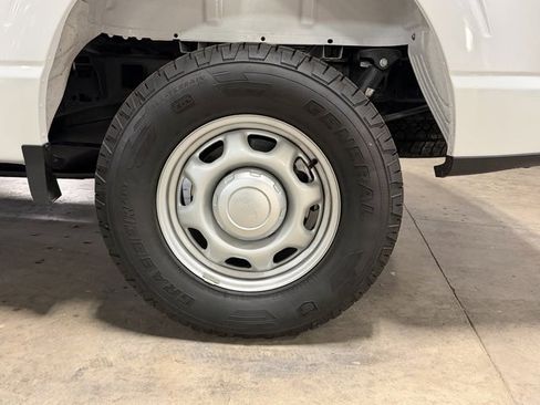 Used 2025 Ford F150 XL image 9