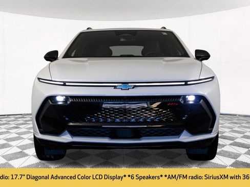 Used 2024 Chevrolet Equinox EV RS image 8