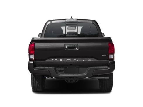 Used 2019 Toyota Tacoma TRD Sport AWD/4WD image 5