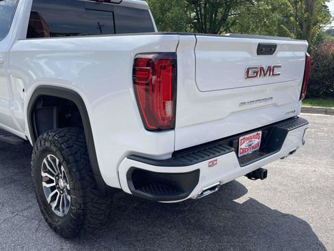 Used 2022 GMC Sierra 1500 AT4 w/ AT4 Premium Package AWD/4WD image 30