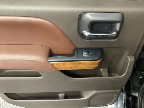 Used 2015 Chevrolet Silverado 1500 High Country image 5