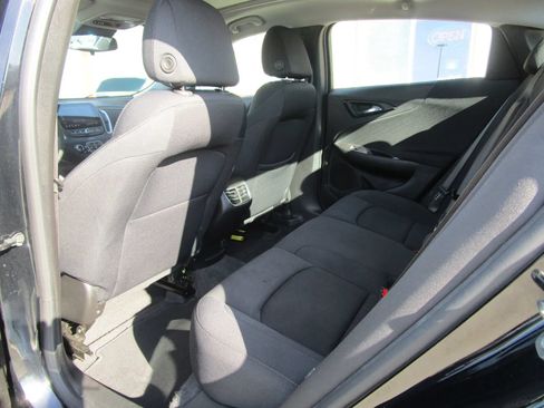Used 2024 Chevrolet Malibu LT FWD image 16