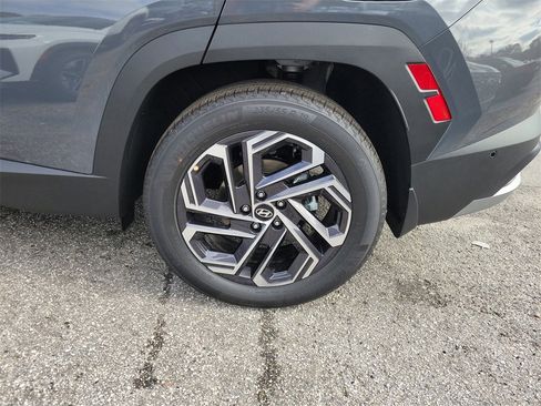 New 2026 Hyundai Tucson Limited image 4