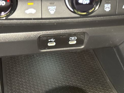 Used 2023 Honda Accord LX image 24