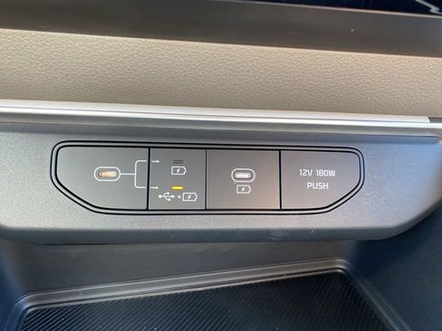 New 2026 Kia Carnival LXS FWD image 37