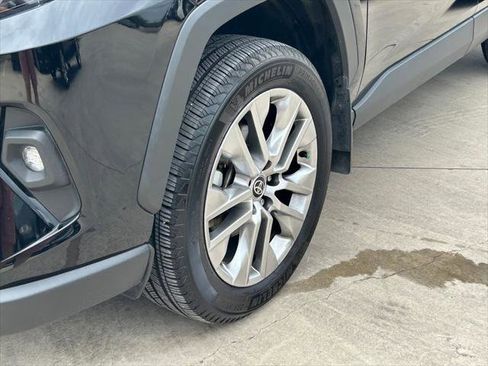 Certified 2023 Toyota RAV4 XLE Premium image 9