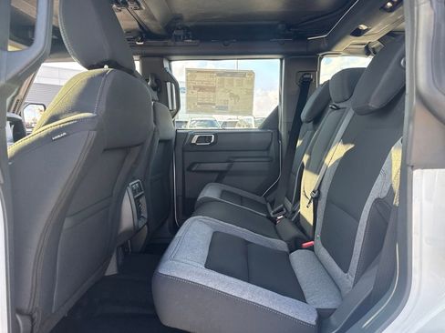 New 2025 Ford Bronco 4-Door image 12