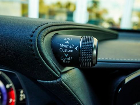 Used 2022 Lexus LS 500 w/ Interior Upgrade Package image 30