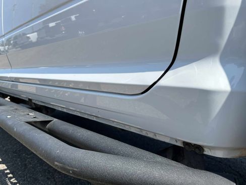 Used 2018 RAM 2500 Tradesman w/ Chrome Appearance Group image 10