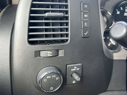 Used 2011 Chevrolet Silverado 1500 LT w/ All-Star Edition RWD image 19