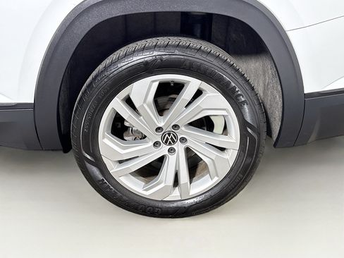 Used 2023 Volkswagen Atlas SE AWD/4WD image 28