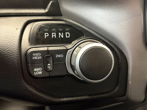 Used 2024 RAM 2500 Big Horn AWD/4WD image 16