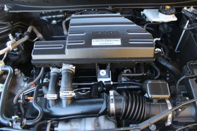 Used 2017 Honda CR-V Touring image 18