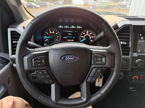 Used 2018 Ford F150 XLT w/ Equipment Group 302A Luxury image 21