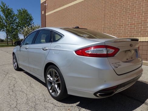 Used 2016 Ford Fusion Titanium FWD image 8