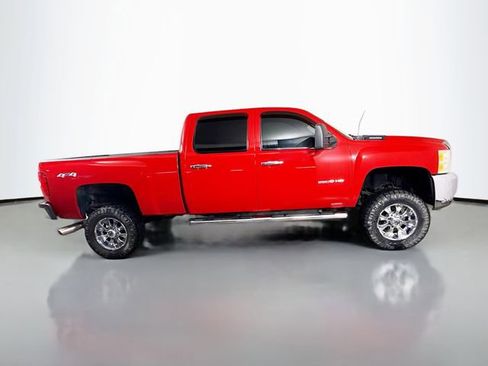 Used 2010 Chevrolet Silverado 2500 LT AWD/4WD image 5