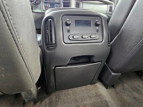 Used 2004 Chevrolet Silverado 2500 LT w/ Skid Plate Package image 23