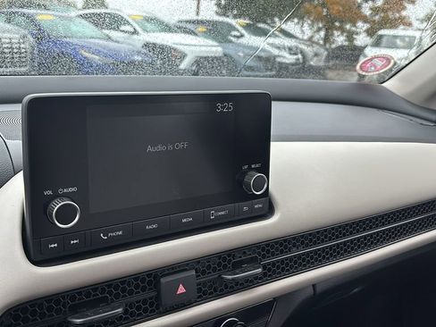 Used 2025 Honda HR-V LX image 19