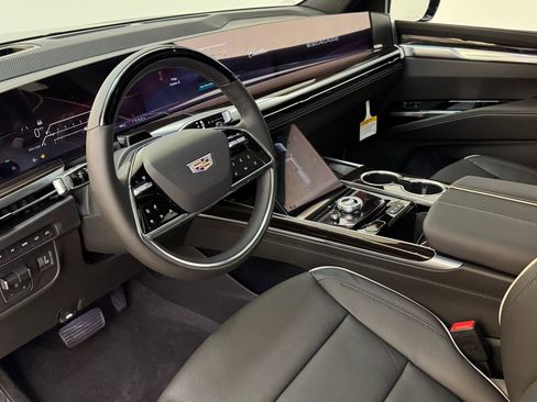 New 2026 Cadillac Escalade Luxury w/ Touring Package image 4