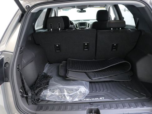 Used 2019 Chevrolet Equinox LT image 26