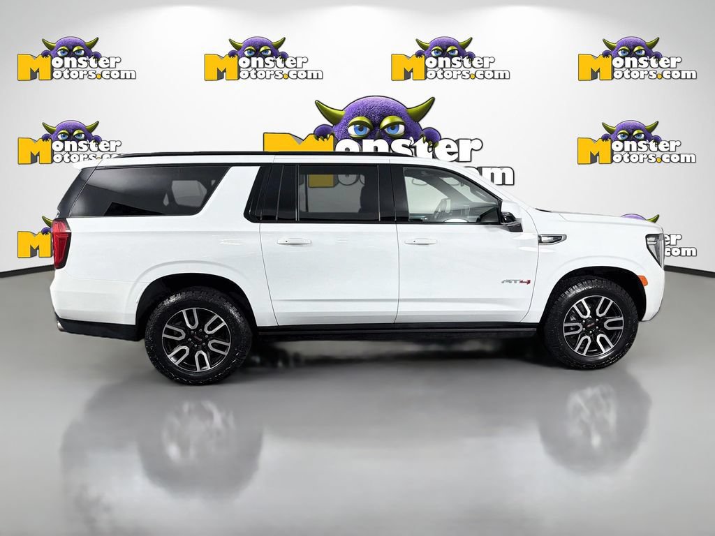 Used 2024 GMC Yukon XL AT4 w/ Technology Package AWD/4WD image 4