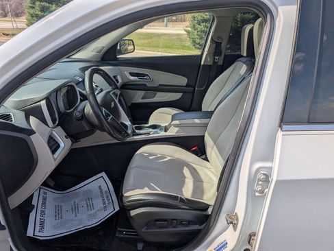 Used 2011 Chevrolet Equinox LT image 15
