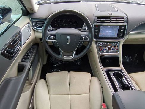 Used 2020 Lincoln Continental Reserve w/ Luxury Package image 14