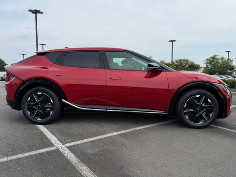 New 2025 Kia EV6 Wind RWD image 8