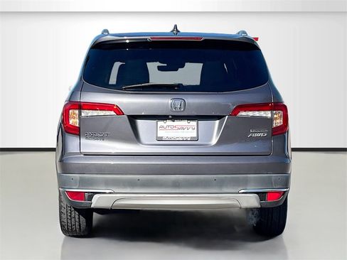 Used 2020 Honda Pilot Touring image 6