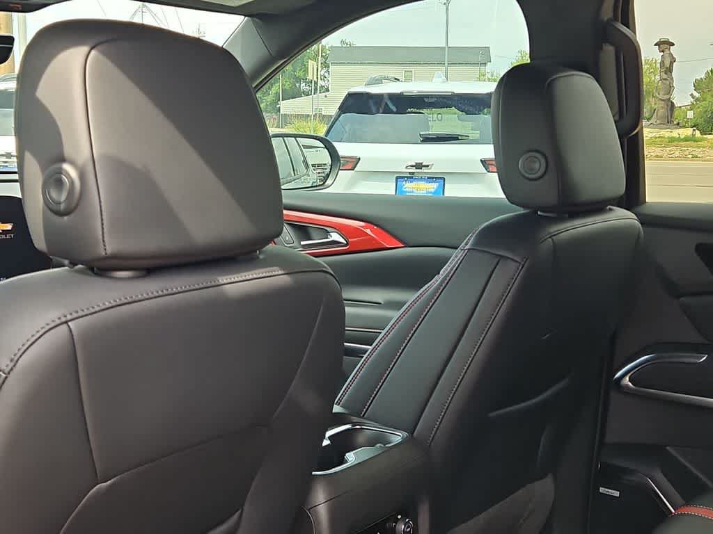 New 2026 Chevrolet Traverse RS FWD image 16