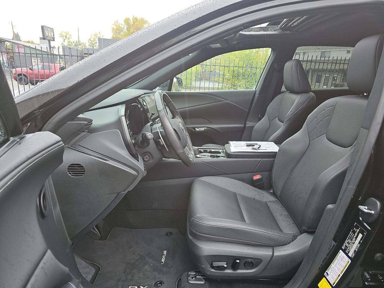 Used 2023 Lexus RX 350 Premium w/ Accessory Package (Z1) FWD image 7