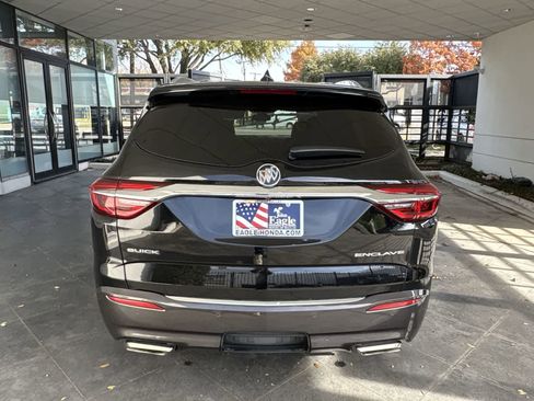 Used 2018 Buick Enclave Premium image 5